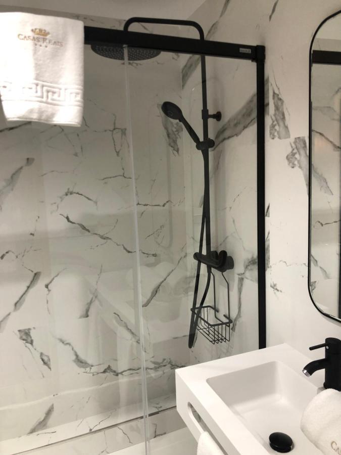 Luxury Apartment With Jacuzzi Santiago de Compostela Ngoại thất bức ảnh