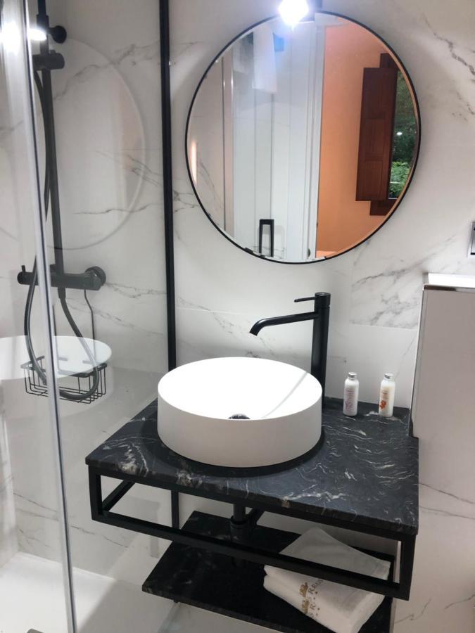 Luxury Apartment With Jacuzzi Santiago de Compostela Ngoại thất bức ảnh